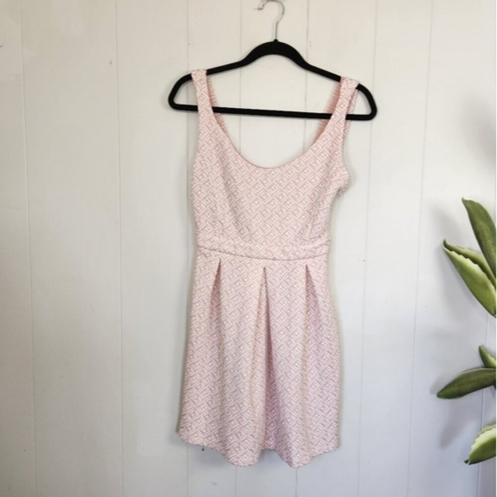 Stradivarius Pink Fit & Flare Sleeveless Tea Dress Mini Knee Length Soft Girl